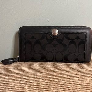 Coach Bi fold wallet